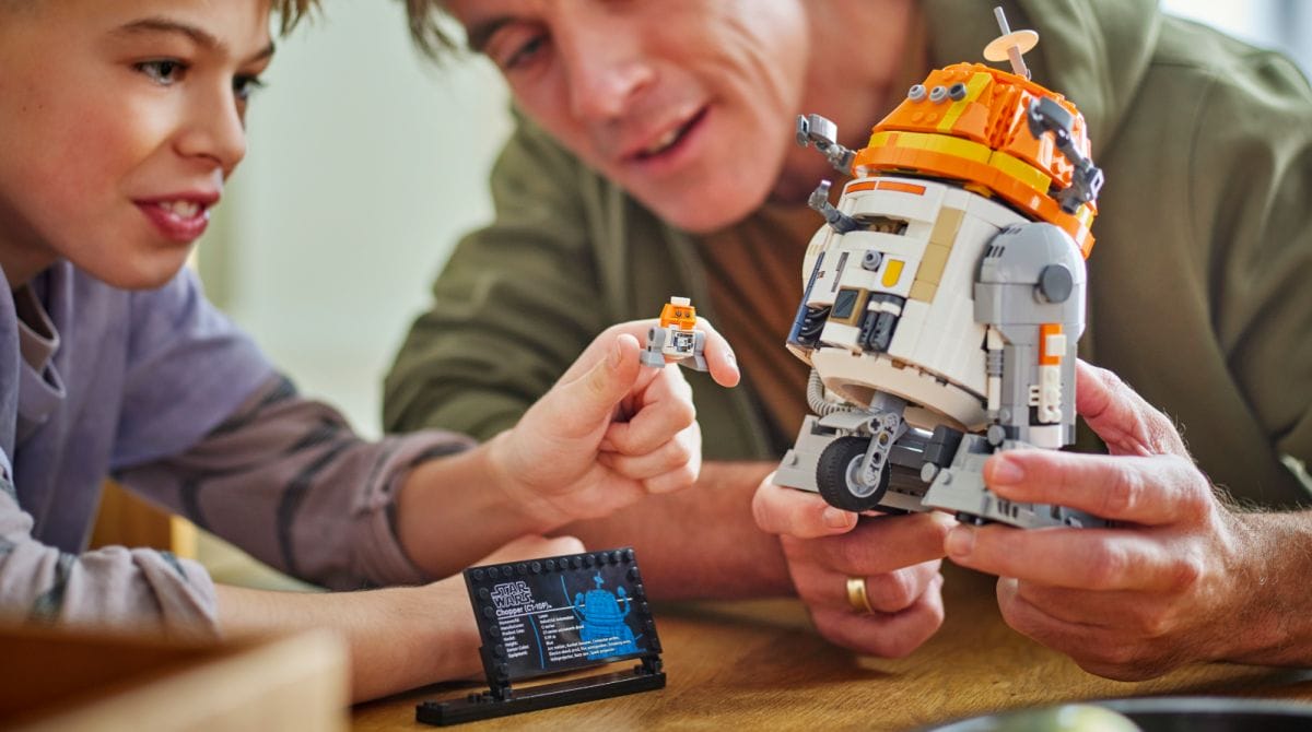 Chopper Model-lego-chopper-rebels-big